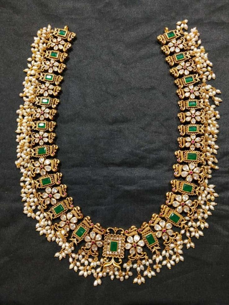 Shanaya Necklace set for you