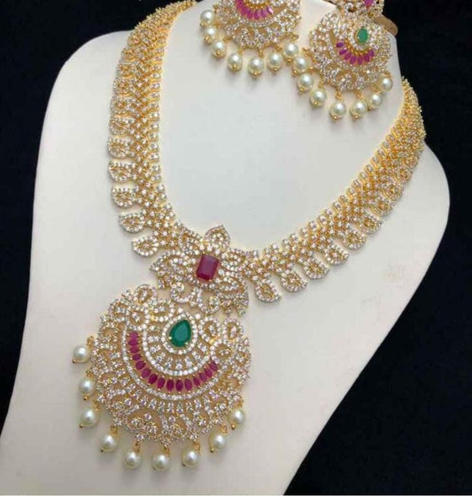 Divya Diamond Necklace Set